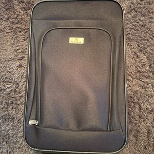 Protege 3 piece suitcase